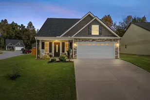 203 Minnie Crain Dr, Inman, SC 29349 - Photo 2