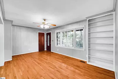 305 Greenbriar Drive, Liberty, SC 29657 - Photo 4