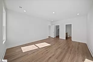 308 Florence St, Spartanburg, SC 29303 - Photo 14