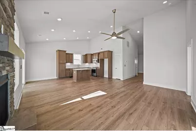 308 Florence Street, Spartanburg, SC 29303 - Photo 10