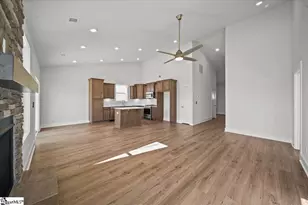 308 Florence St, Spartanburg, SC 29303 - Photo 10