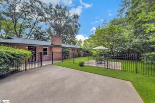 261 Mohawk Dr, Greenville, SC 29609 - Photo 14