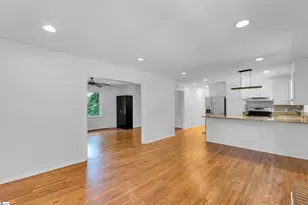 261 Mohawk Dr, Greenville, SC 29609 - Photo 8