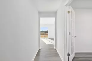 408 Caprock Ct, Seneca, SC 29678 - Photo 2