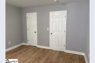 8 Bradley Street, Greenville, SC 29611 - Photo 6