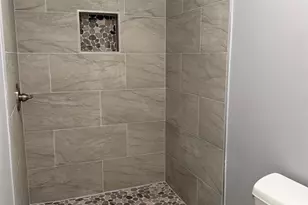 8 Bradley St, Greenville, SC 29611 - Photo 12