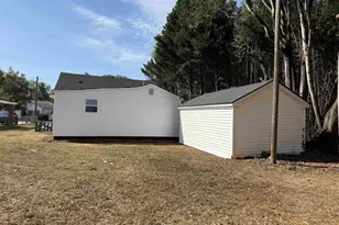 8 Bradley St, Greenville, SC 29611 - Photo 16