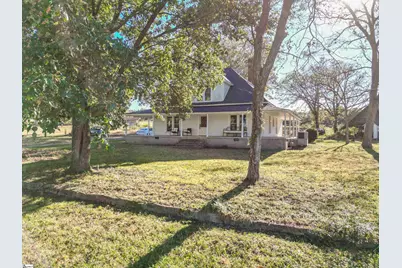 6025 Mountain View Road, Taylors, SC 29687 - Photo 1