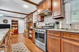 213 Missallie Dr, Clinton, SC 29325 - Photo 8