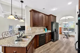 207 E Deer Dr, Greenville, SC 29611 - Photo 8