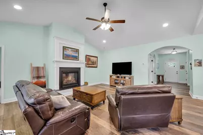 40 Glen Springs Road, Travelers Rest, SC 29690 - Photo 8