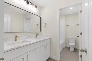 9 Burns Rd, Travelers Rest, SC 29690 - Photo 16