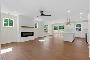 9 Burns Rd, Travelers Rest, SC 29690 - Photo 4