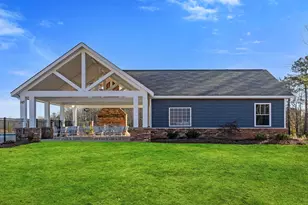 207 Pristine Dr, Greenwood, SC 29646 - Photo 2