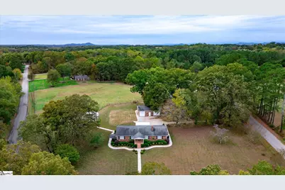 102 Westwood Circle, Pickens, SC 29671 - Photo 2