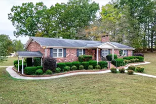 102 Westwood Cir, Pickens, SC 29671 - Photo 6