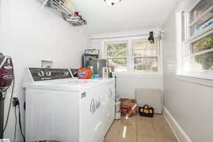 104 Perry Rd, Greenville, SC 29609 - Photo 12