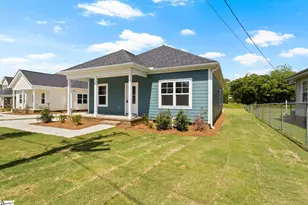 16 N Georgia Ave, Greenville, SC 29611 - Photo 2