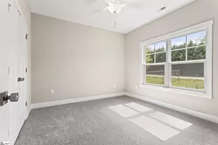 16 N Georgia Ave, Greenville, SC 29611 - Photo 8