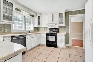 207 Butler Springs Rd, Greenville, SC 29615 - Photo 8