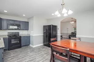 432 Blairwood Ct, Spartanburg, SC 29303 - Photo 10