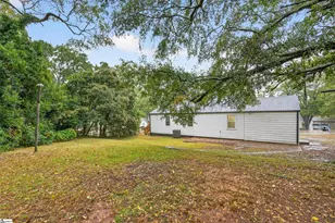 105 S Estate Dr, Greenville, SC 29605 - Photo 26