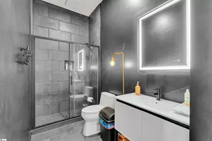 562 Club Dr, Greenville, SC 29611 - Photo 14