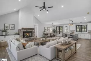 107 Bentwood Ln, Pickens, SC 29671 - Photo 2