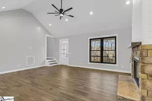 107 Bentwood Ln, Pickens, SC 29671 - Photo 4