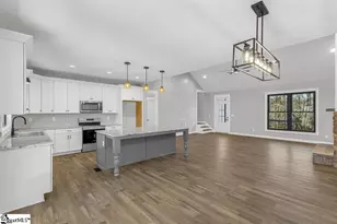 107 Bentwood Ln, Pickens, SC 29671 - Photo 6