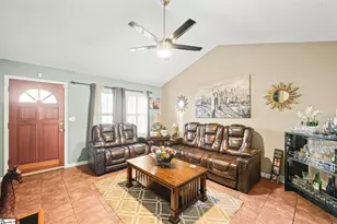 9 Richden Ct, Taylors, SC 29687 - Photo 6