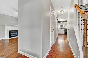 1 Greyleaf Ct, Simpsonville, SC 29680 - Photo 8