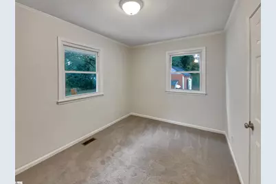 19 Milton Drive, Greenville, SC 29605 - Photo 12