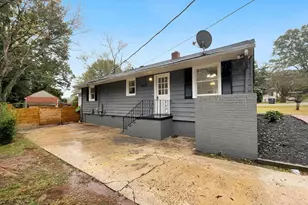 19 Milton Dr, Greenville, SC 29605 - Photo 8