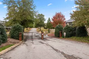 455 Shoreline Blvd, Boiling Springs, SC 29316 - Photo 2