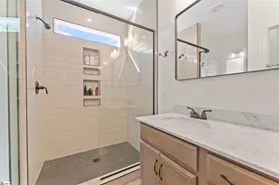 5A Hall Rd, Greenville, SC 29609 - Photo 22