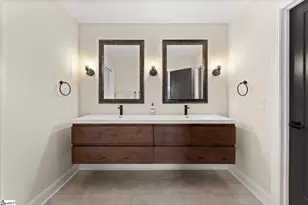 136 Park Ave, Greer, SC 29651 - Photo 16