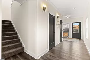 136 Park Ave, Greer, SC 29651 - Photo 4