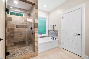 814 Campobello-Gramling School Rd, Campobello, SC 29322 - Photo 26