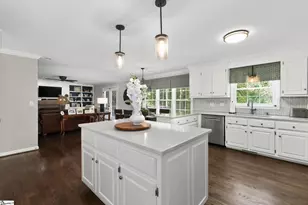 306 Deepwood Dr, Greer, SC 29651 - Photo 8