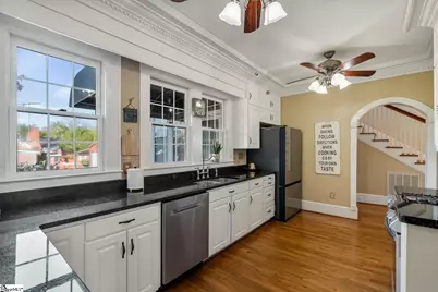 308 W Walnut Street, Clinton, SC 29325 - Photo 16