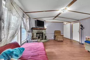 1955 Rainbow Lake Rd, Chesnee, SC 29323 - Photo 6