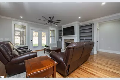 225 Rocky Ridge Road, Enoree, SC 29335 - Photo 8