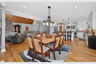 709 Keowee Bay Circle, Salem, SC 29676 - Photo 8