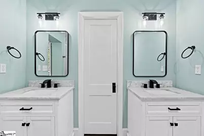 501 N Adair Street, Clinton, SC 29325 - Photo 18