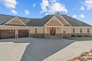 19 Tropicana Ct, Greenville, SC 29609 - Photo 4