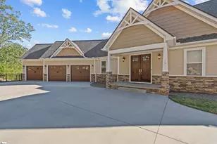 19 Tropicana Ct, Greenville, SC 29609 - Photo 4