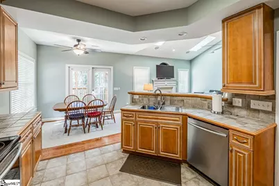 609 Chaulk Hill Court, Simpsonville, SC 29681 - Photo 10