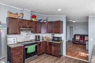 102 Riverbreeze Rd, Greenville, SC 29611 - Photo 8