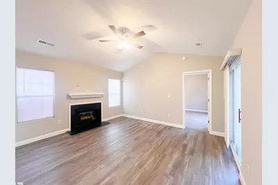 7 Bailess Court, Greer, SC 29650 - Photo 2